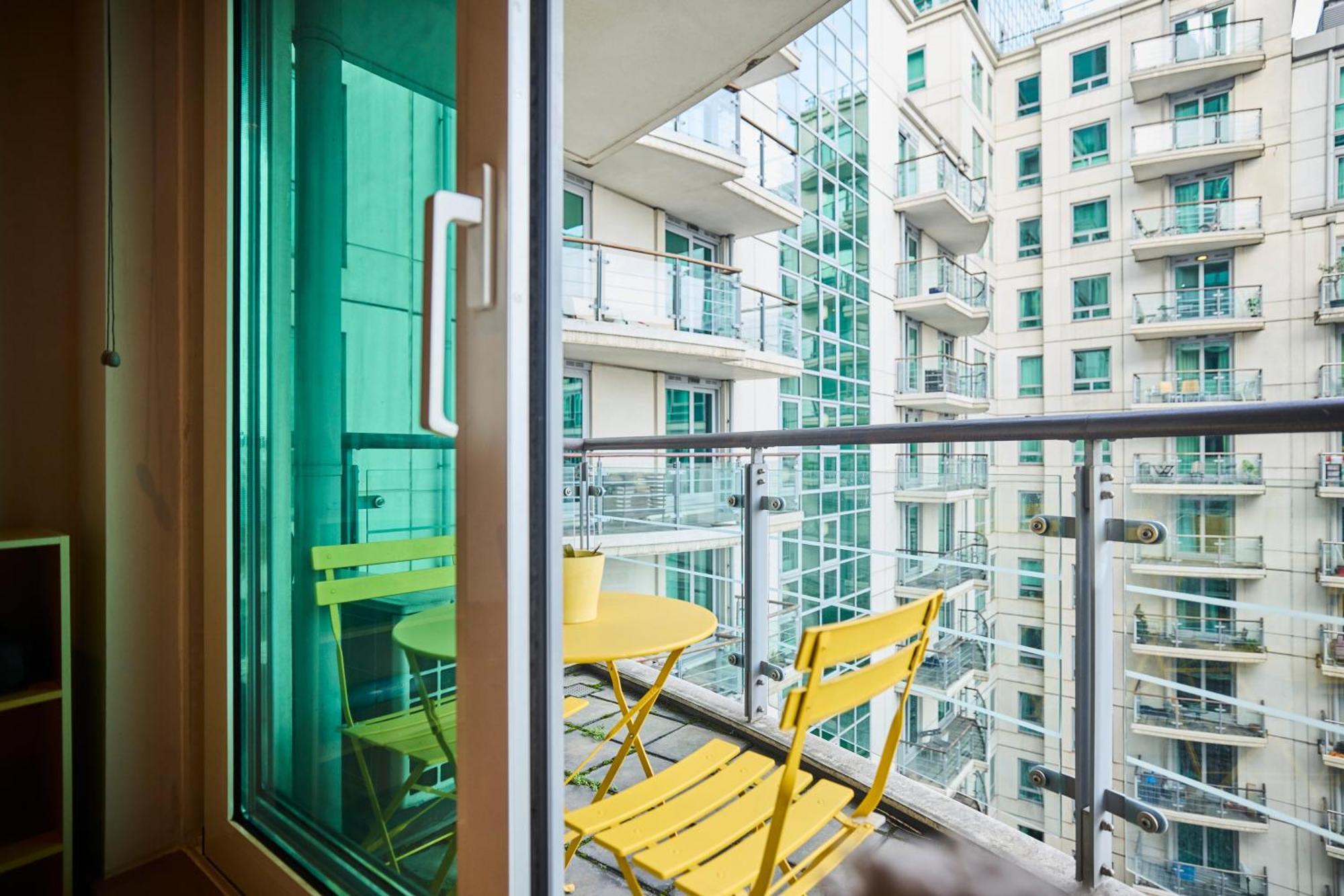 The Vauxhall Hideout - Comfy 2Bdr Flat With Balcony Londen Buitenkant foto
